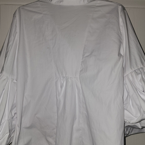 18 Centimeters Elegant Puff Sleeve Button-Up Women's Size Small White - Picture 6 of 11